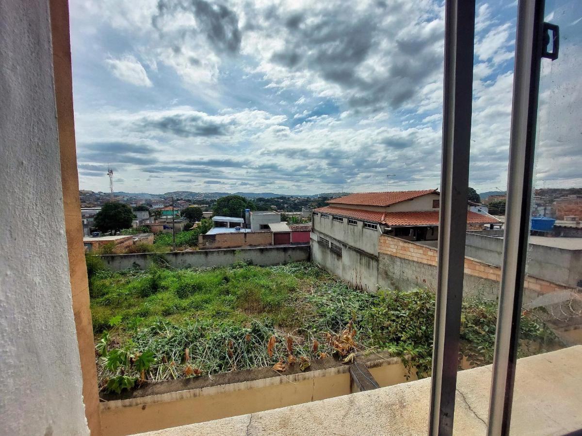 Casa Completa E Aconchegante Em Ribeirão das Neves 外观 照片